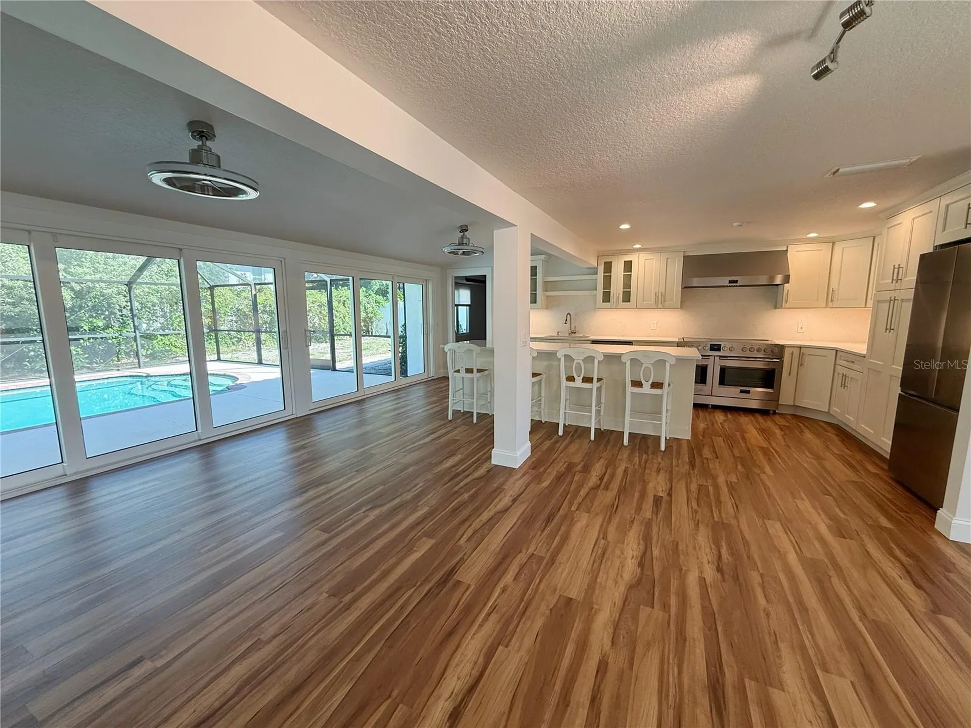 5569 Shadow Lawn Drive Sarasota FL 34242