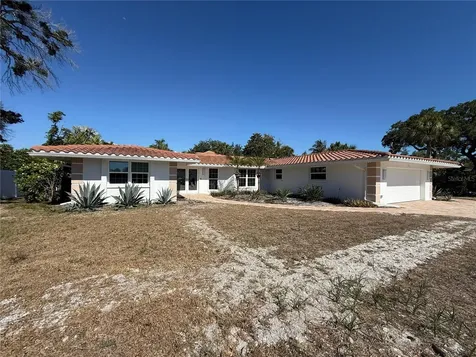 5569 Shadow Lawn Drive Sarasota FL 34242