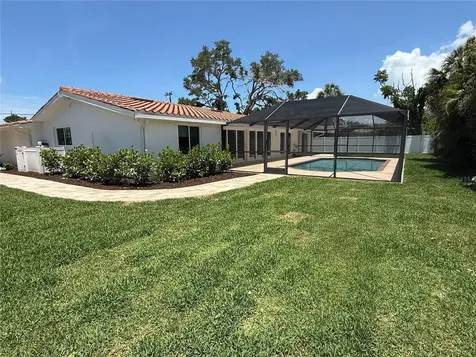 5569 Shadow Lawn Drive Sarasota FL 34242