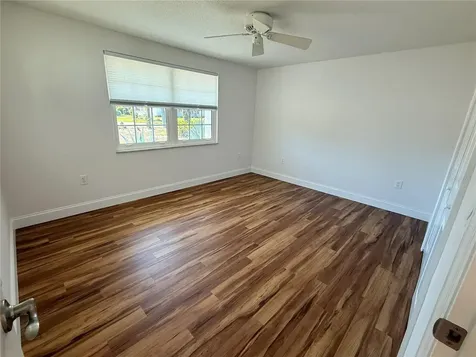 5569 Shadow Lawn Drive Sarasota FL 34242