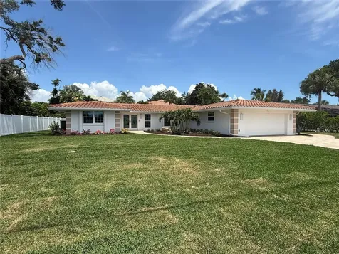5569 Shadow Lawn Drive Sarasota FL 34242