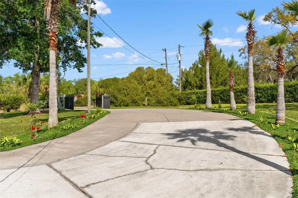 9050 Weeping Willow Street Brooksville FL 34613