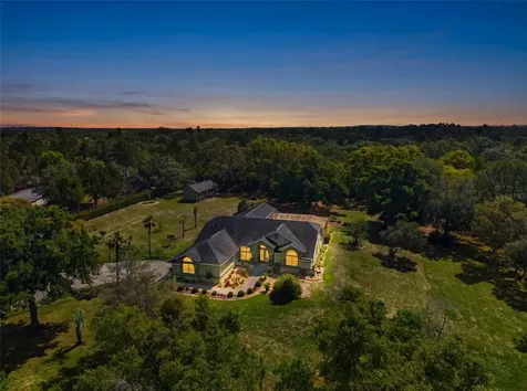 9050 Weeping Willow Street Brooksville FL 34613