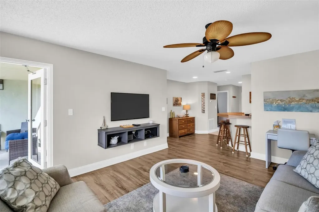 1515 Pinellas Bayway S Tierra Verde FL 33715