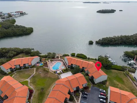 1515 Pinellas Bayway S Tierra Verde FL 33715