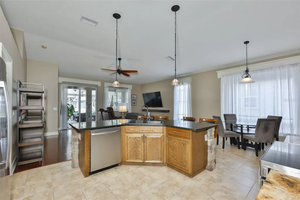 7318 Guilford Pine Lane Apollo Beach FL 33572