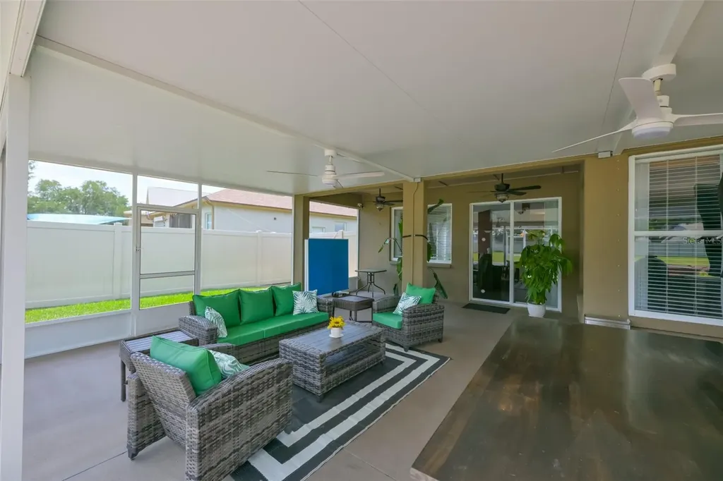 7318 Guilford Pine Lane Apollo Beach FL 33572