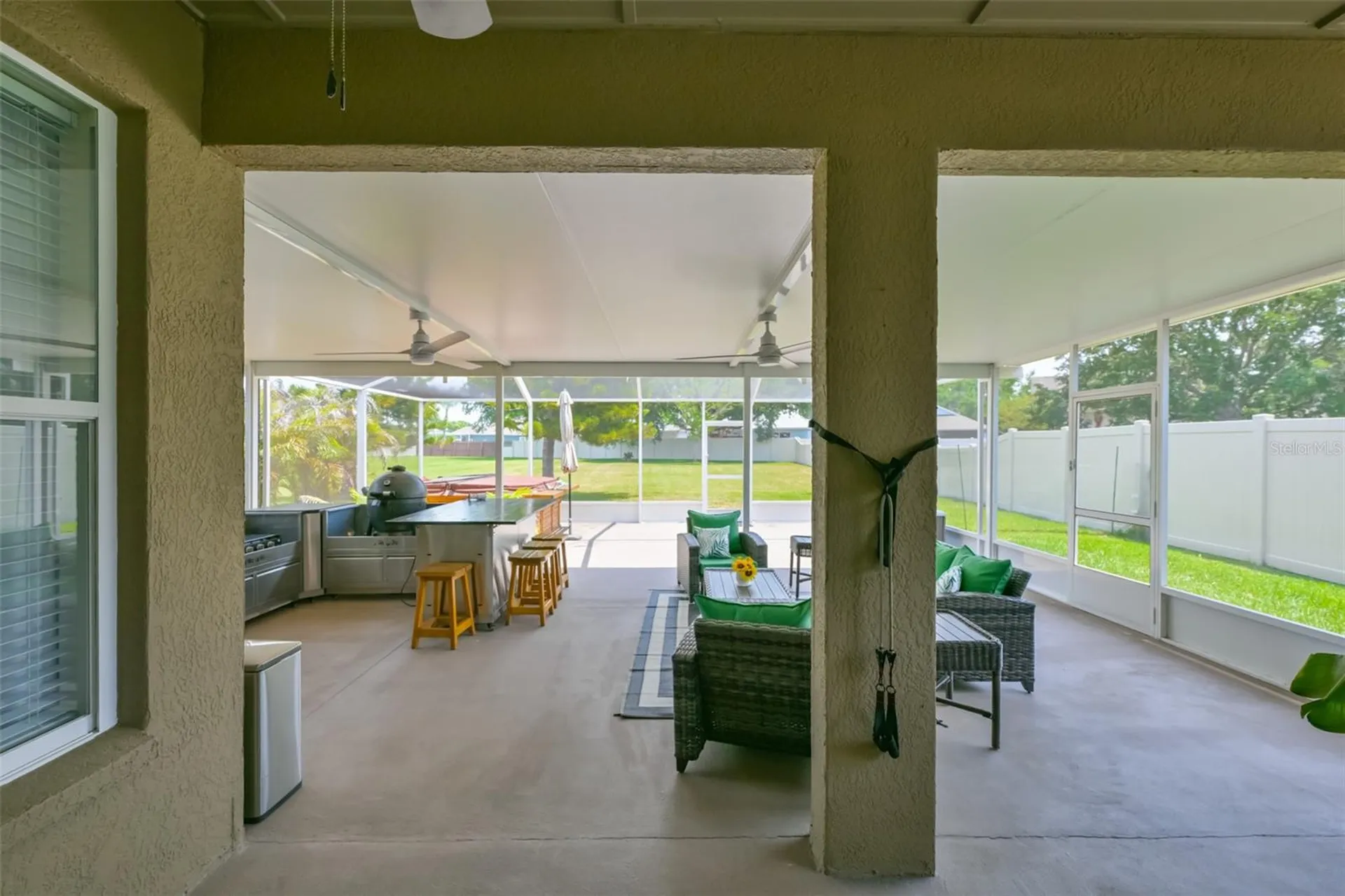 7318 Guilford Pine Lane Apollo Beach FL 33572