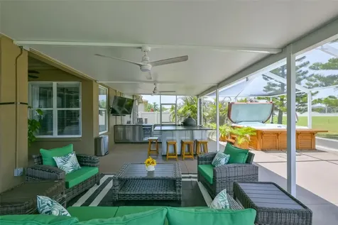 7318 Guilford Pine Lane Apollo Beach FL 33572
