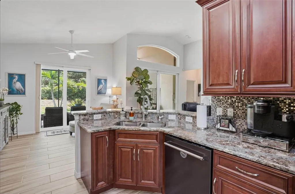 4222 65th Place E Sarasota FL 34243