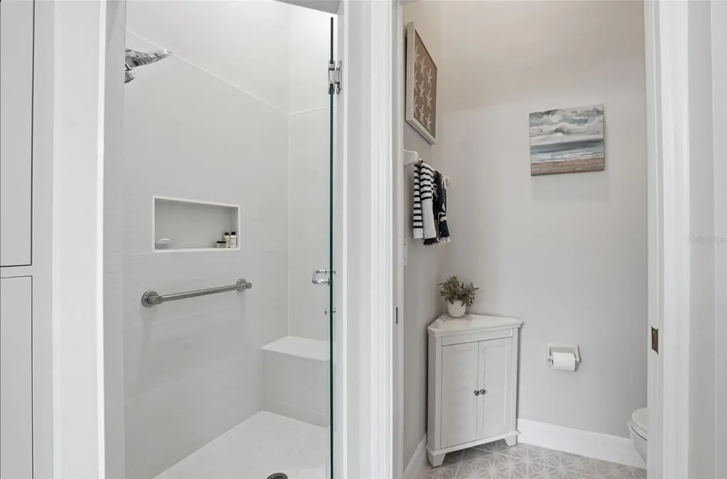 4222 65th Place E Sarasota FL 34243
