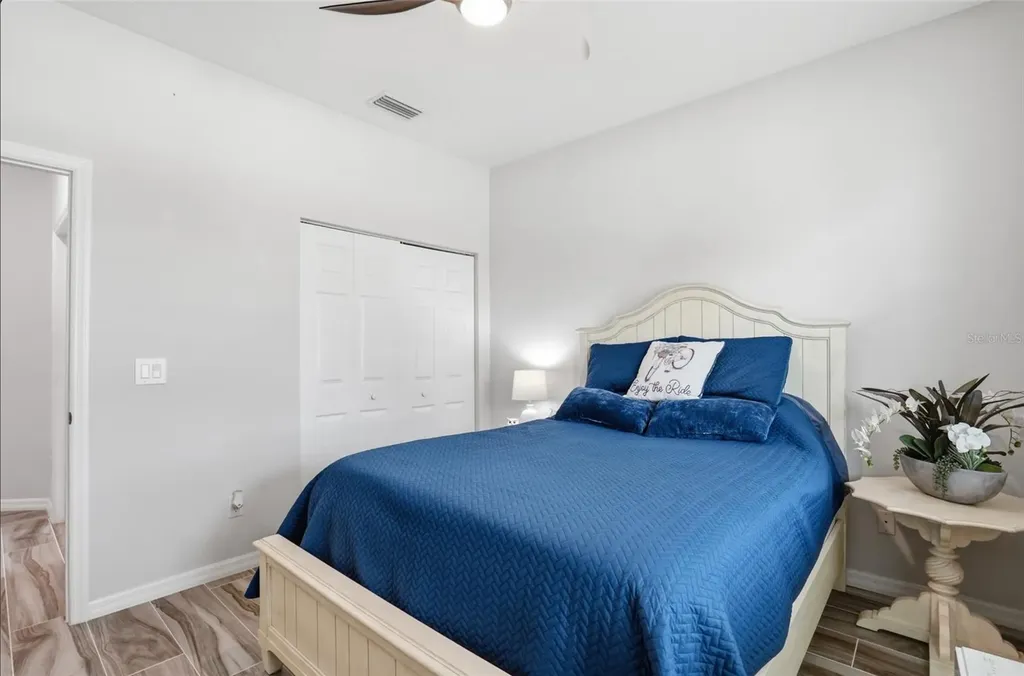 4222 65th Place E Sarasota FL 34243
