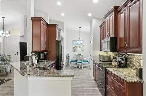 4222 65th Place E Sarasota FL 34243