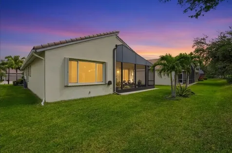 4222 65th Place E Sarasota FL 34243