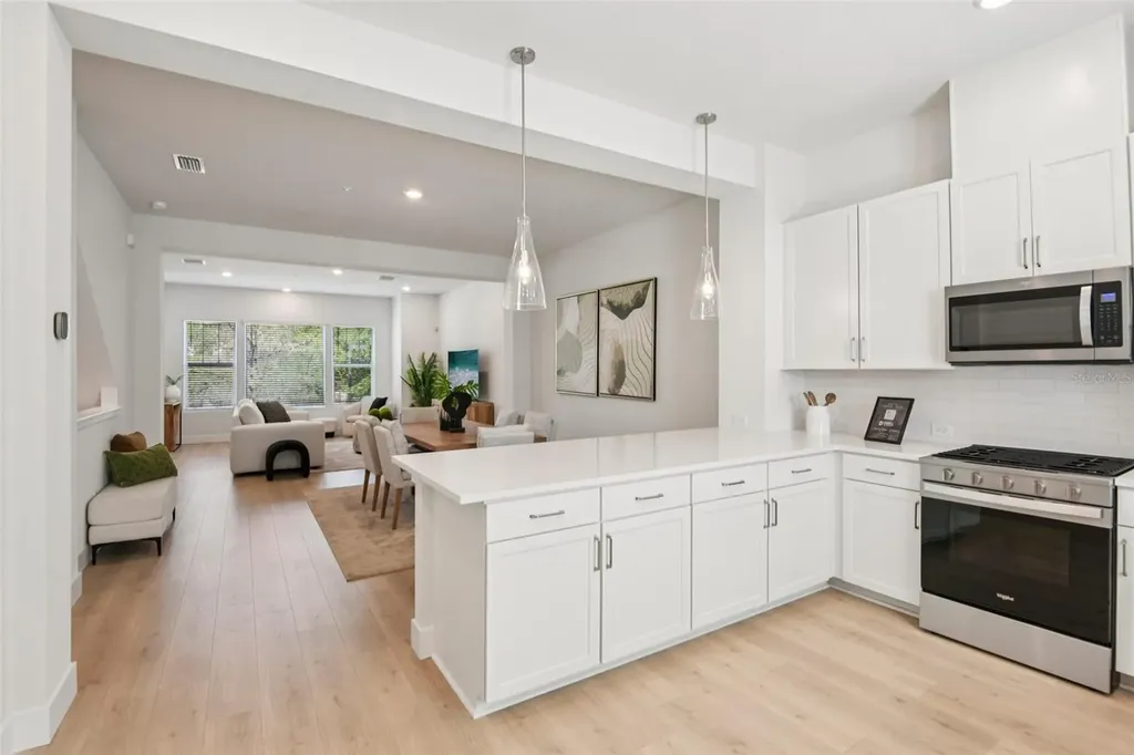 3129 4th Terrace N St Petersburg FL 33713