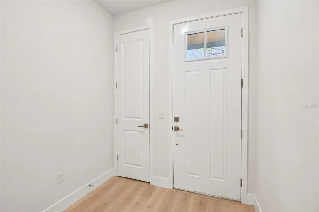 3129 4th Terrace N St Petersburg FL 33713