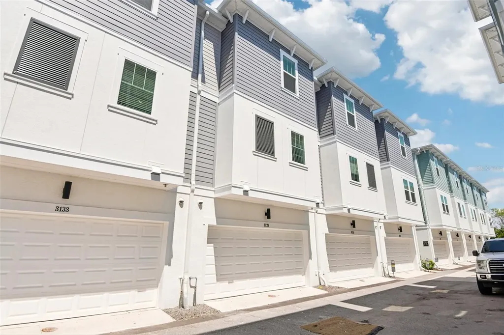 3129 4th Terrace N St Petersburg FL 33713