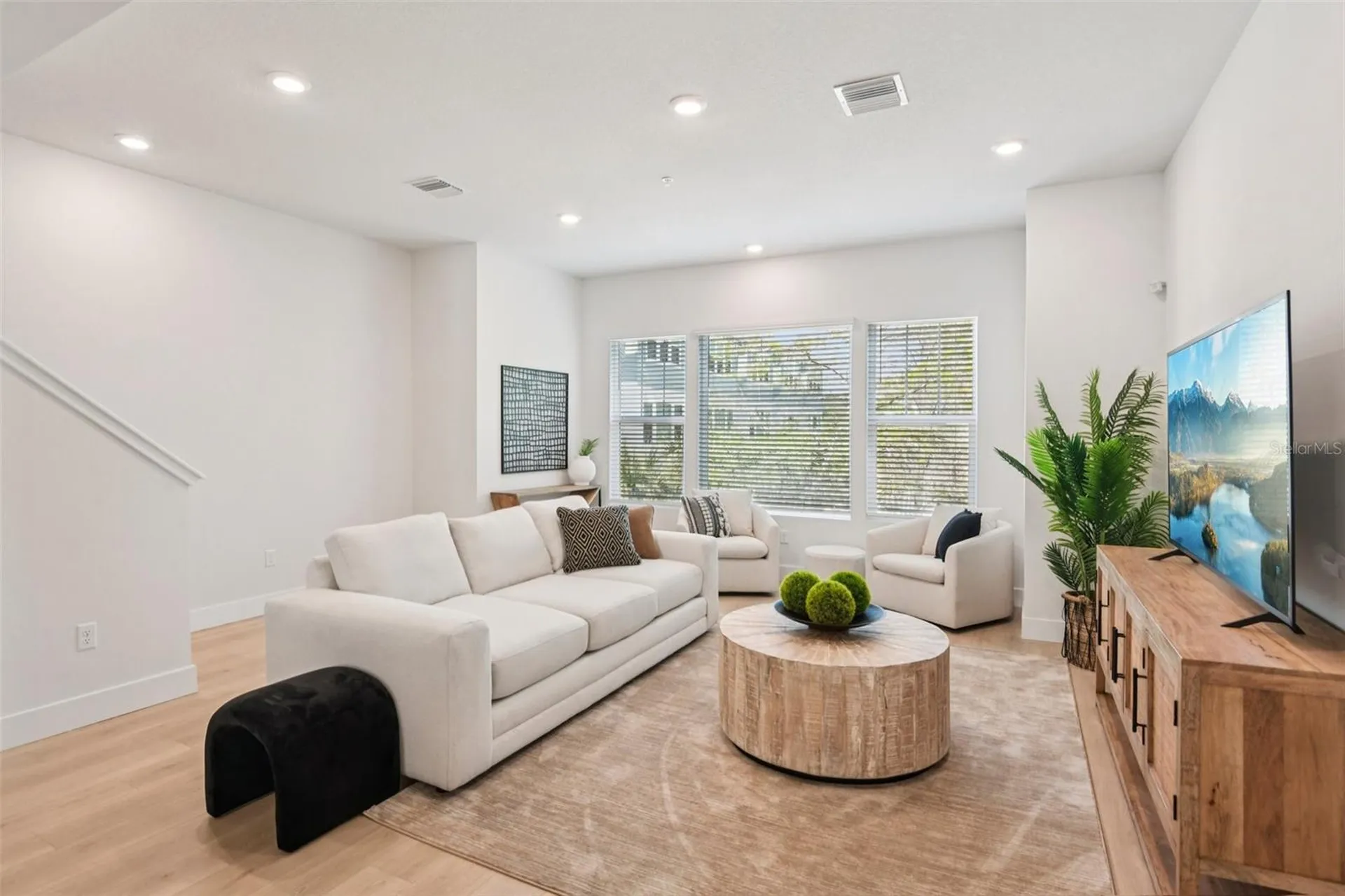 3129 4th Terrace N St Petersburg FL 33713