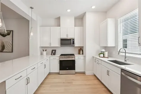 3129 4th Terrace N St Petersburg FL 33713