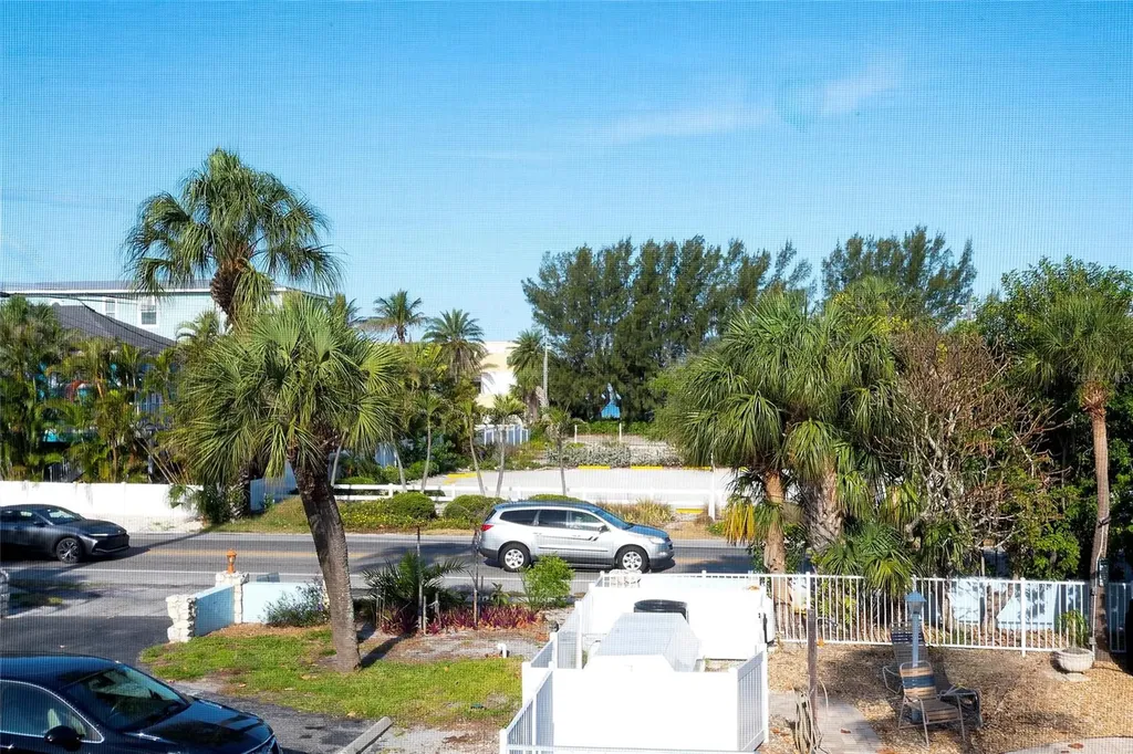4307 Gulf Drive Holmes Beach FL 34217