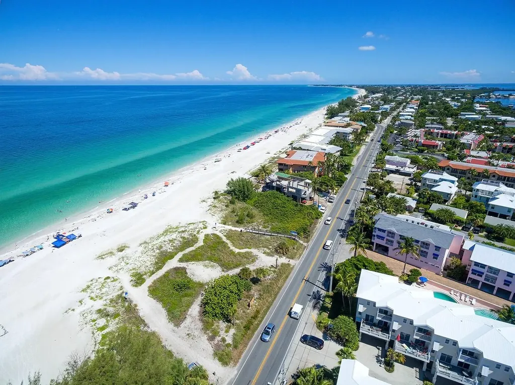 4307 Gulf Drive Holmes Beach FL 34217
