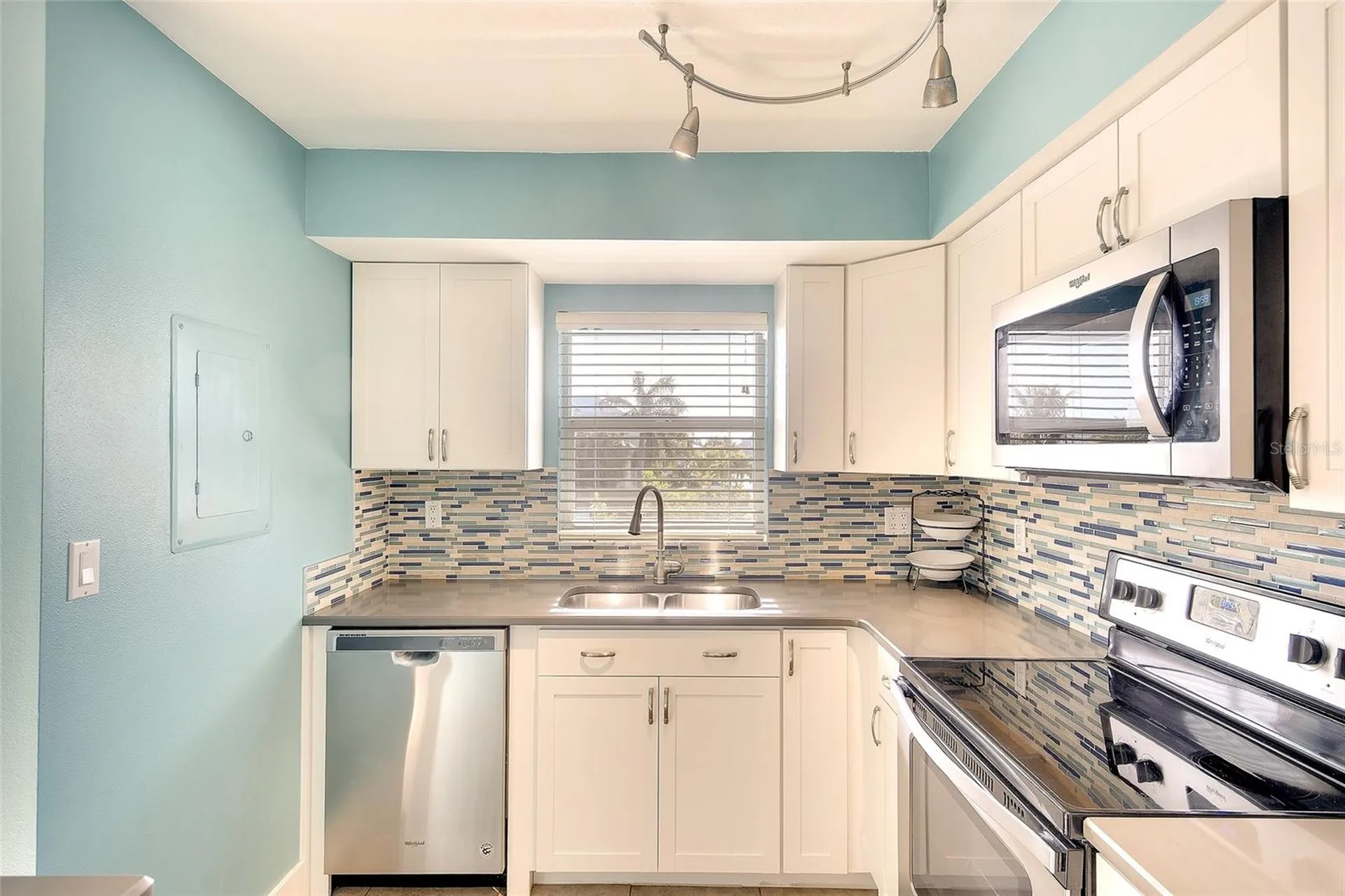4307 Gulf Drive Holmes Beach FL 34217