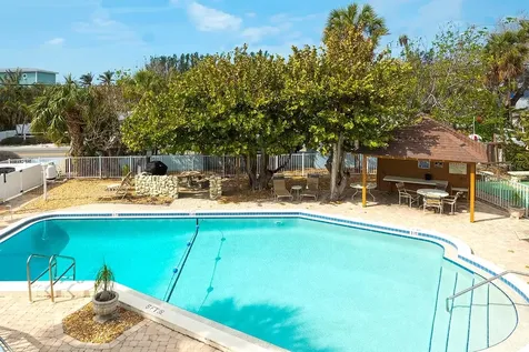 4307 Gulf Drive Holmes Beach FL 34217