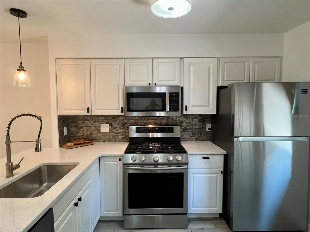 1188 Mission Circle Clearwater FL 33759