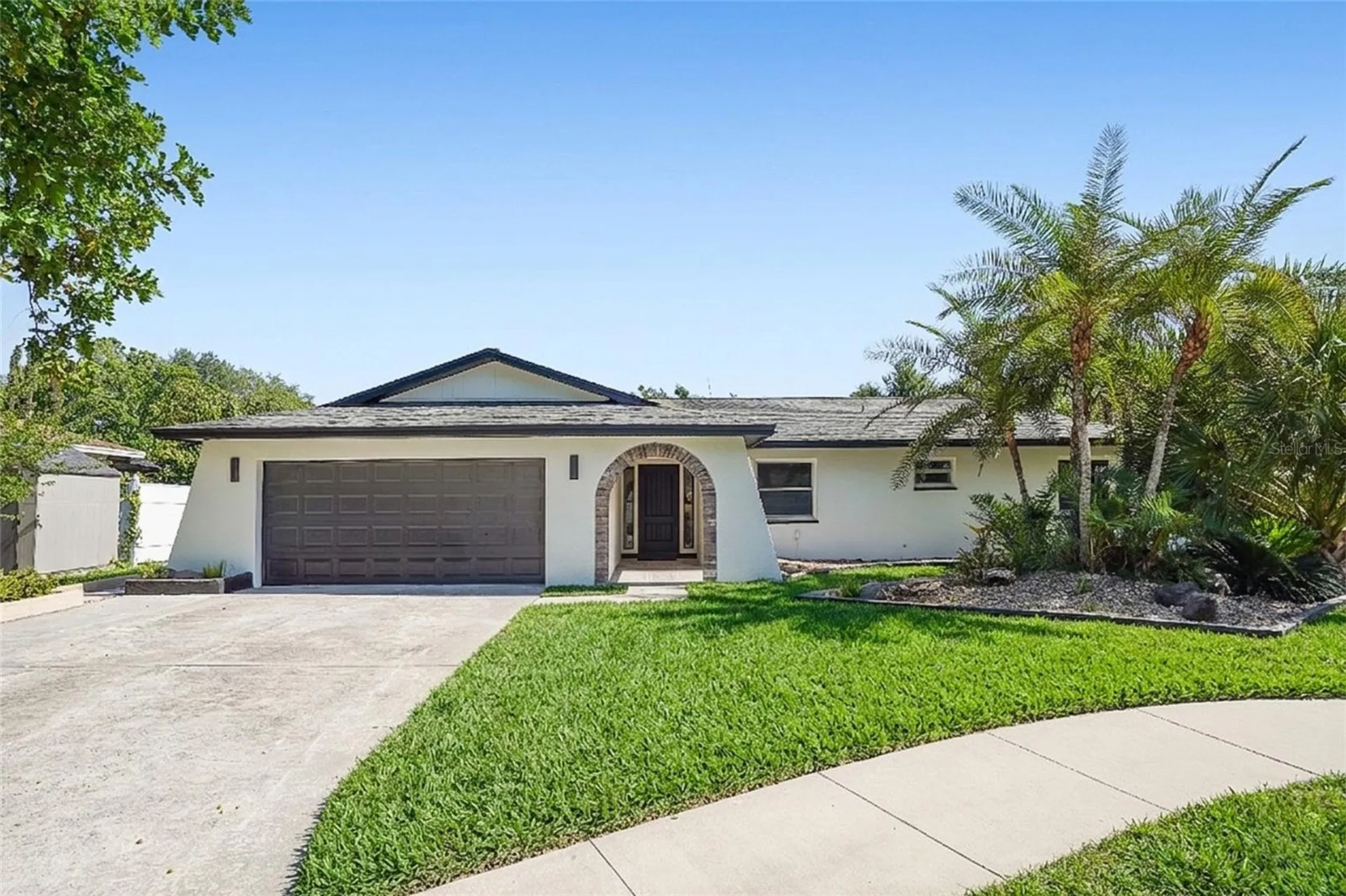 2370 Robyn Court Dunedin FL 34698