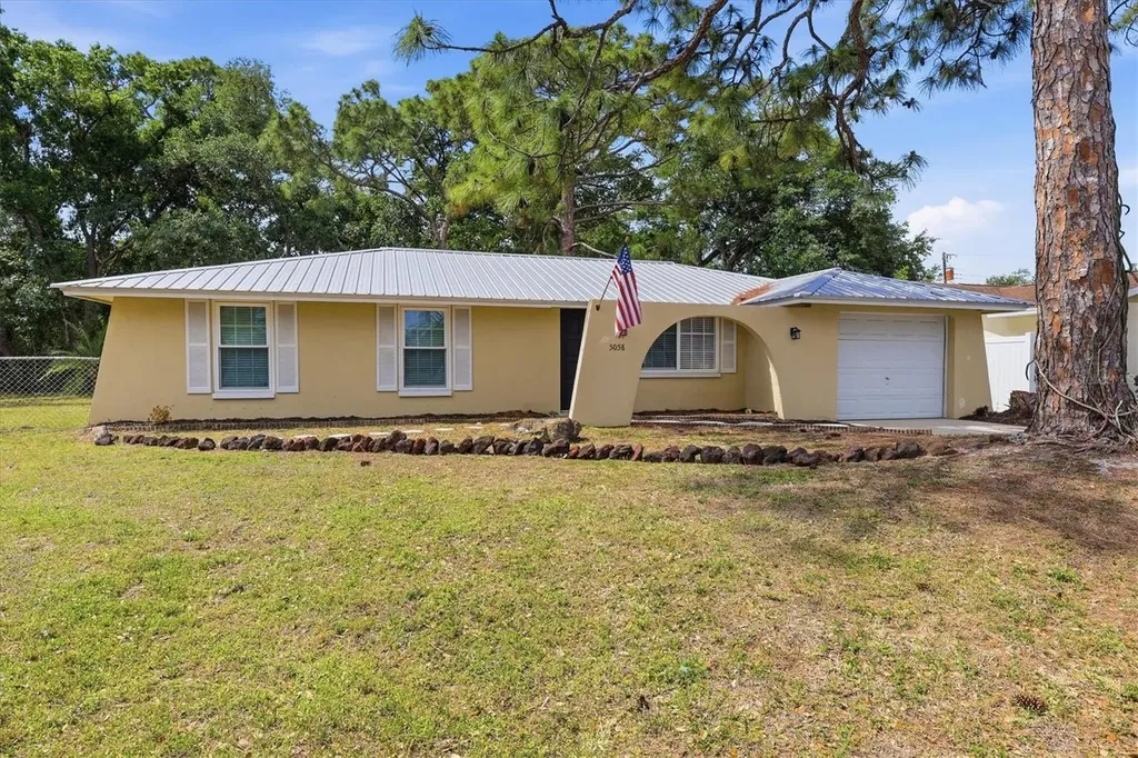 5058 Silk Oak Drive Sarasota FL 34232