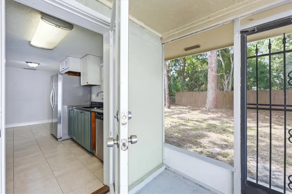 5058 Silk Oak Drive Sarasota FL 34232