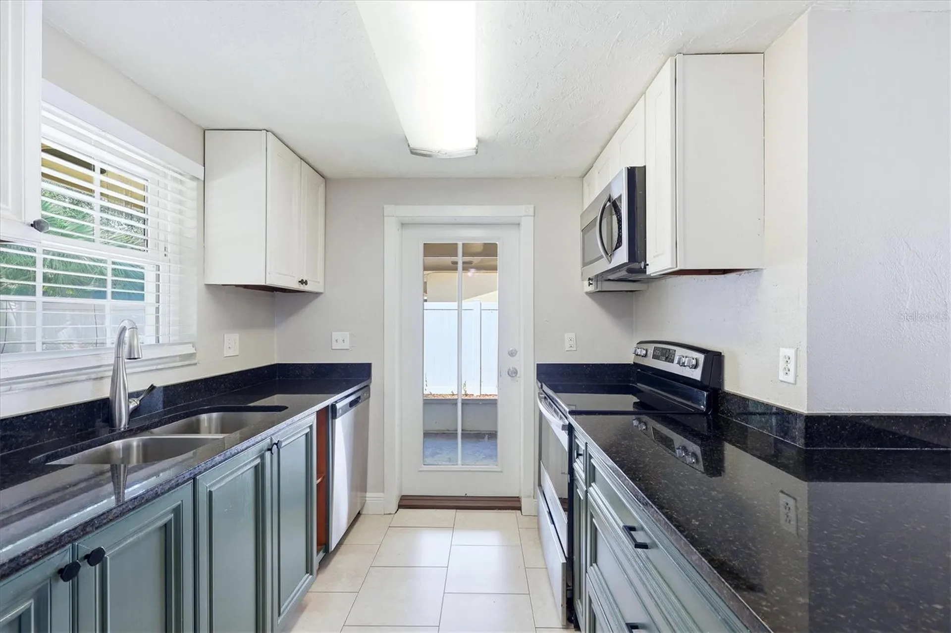 5058 Silk Oak Drive Sarasota FL 34232