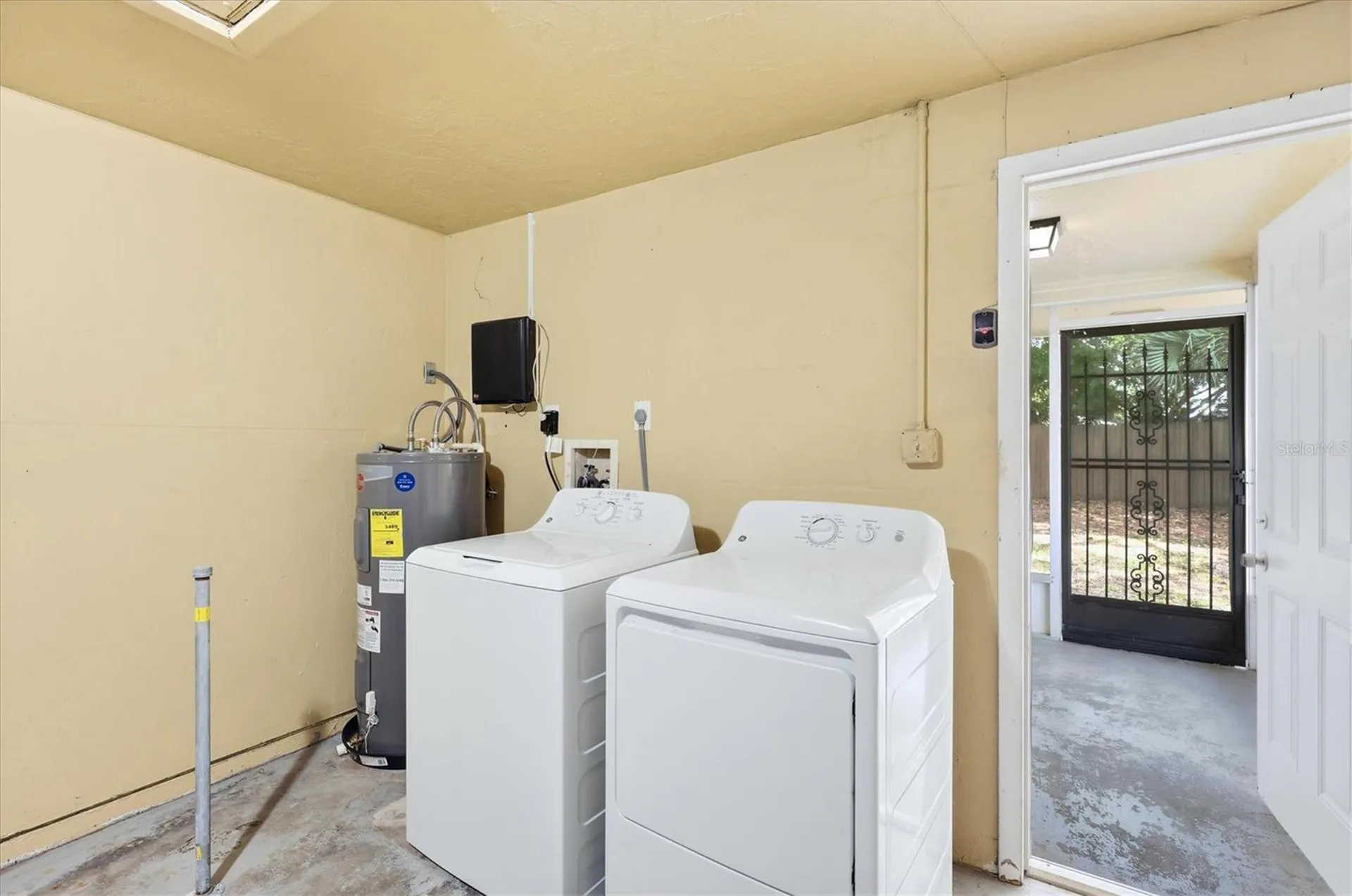 5058 Silk Oak Drive Sarasota FL 34232
