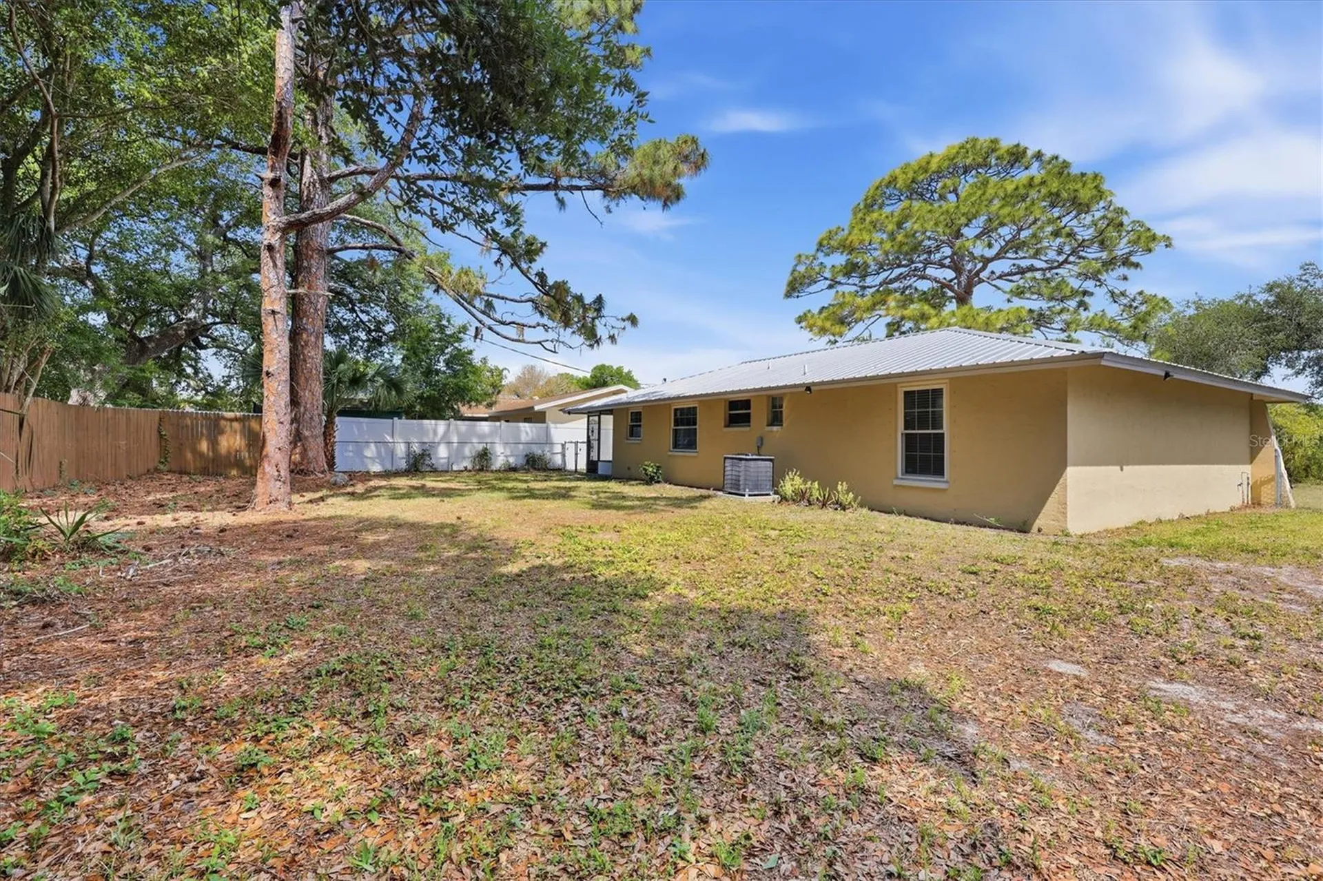5058 Silk Oak Drive Sarasota FL 34232