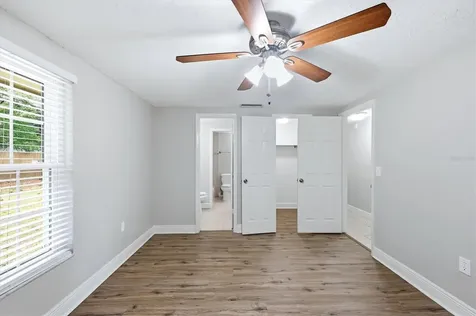5058 Silk Oak Drive Sarasota FL 34232