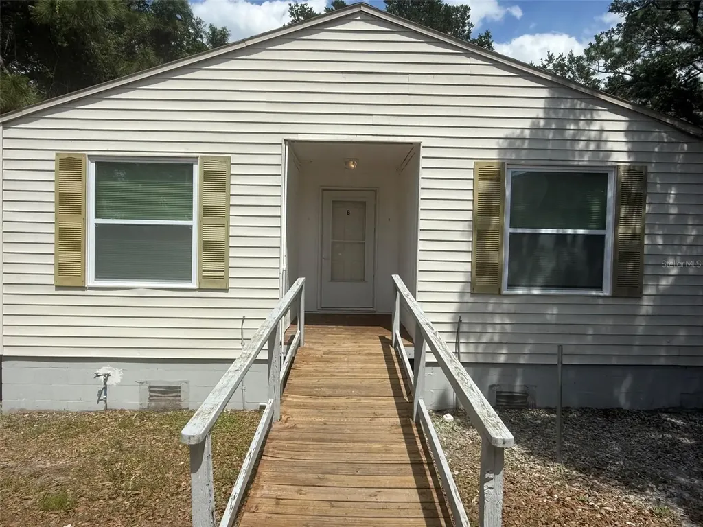 3664 Meriden Avenue Oldsmar FL 34677