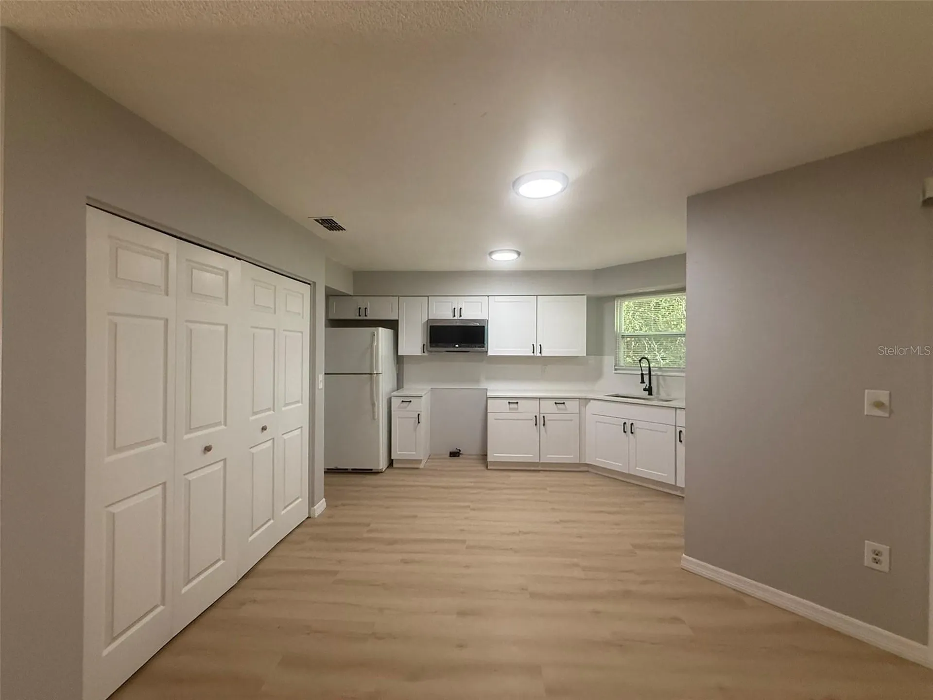 3664 Meriden Avenue Oldsmar FL 34677