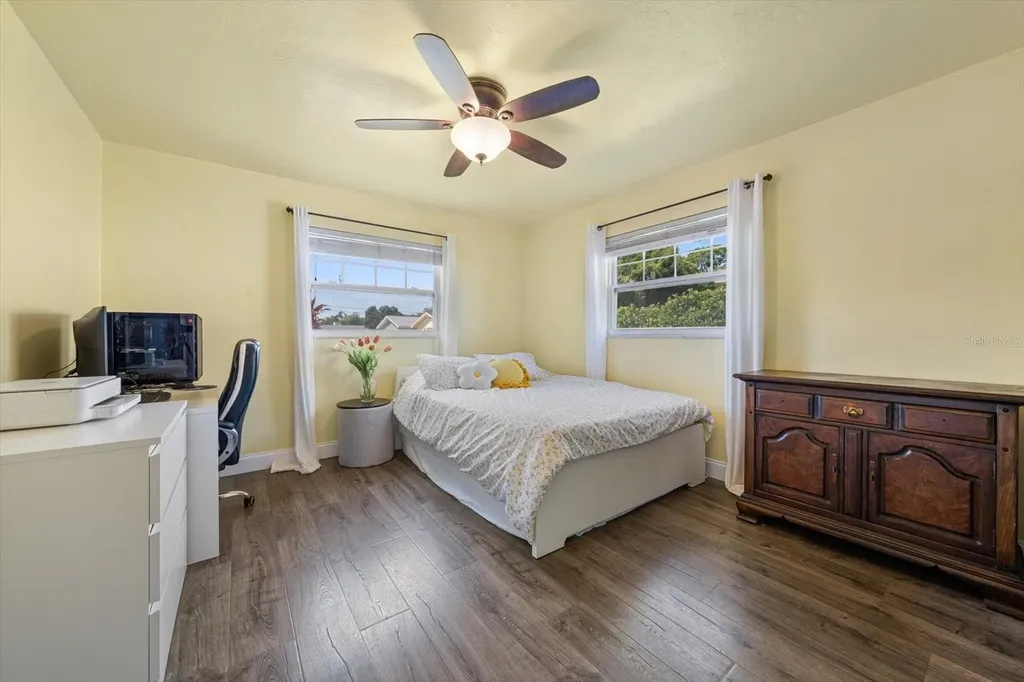 13497 100th Avenue Seminole FL 33776