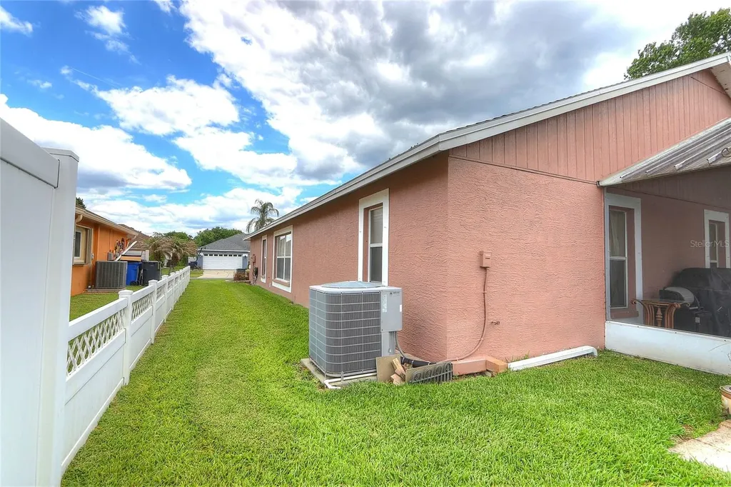 11561 Wellman Drive Riverview FL 33578
