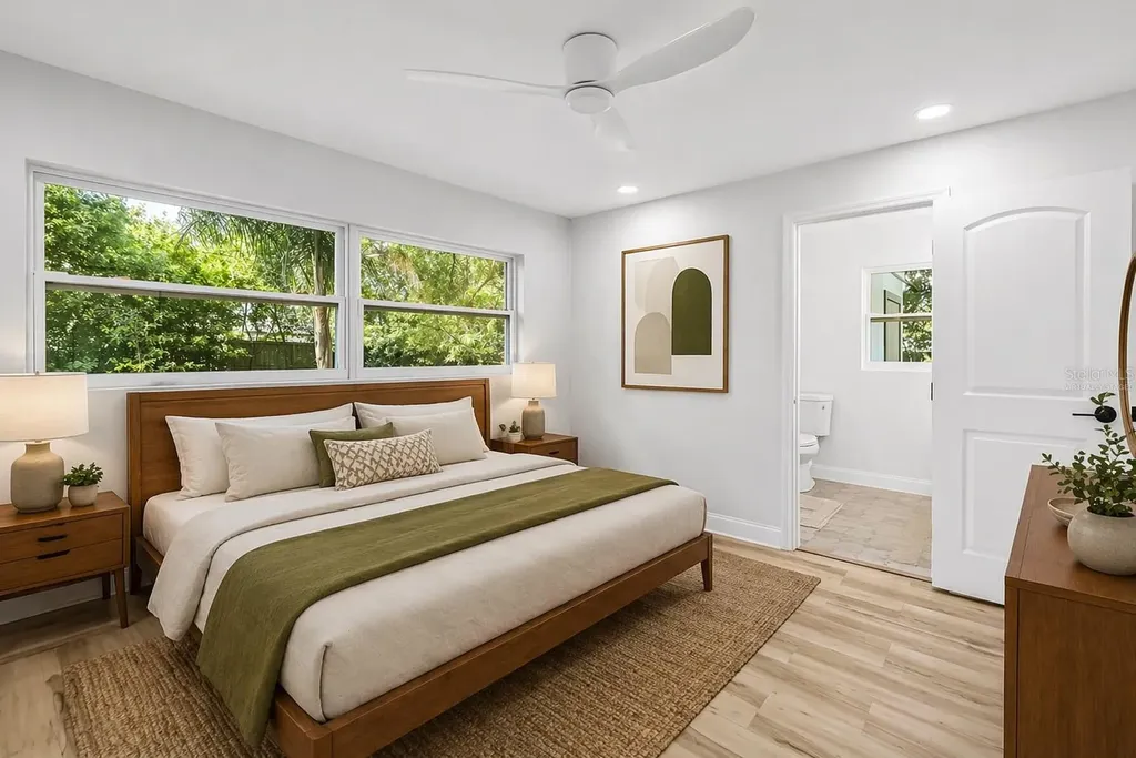 2161 NE Hillwood Court Clearwater FL 33763
