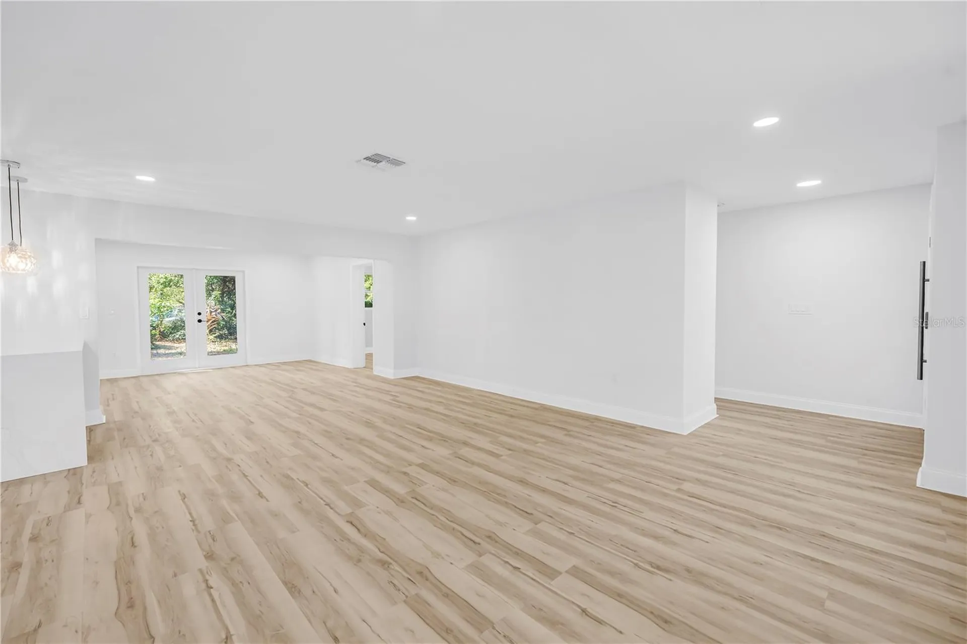 2161 NE Hillwood Court Clearwater FL 33763