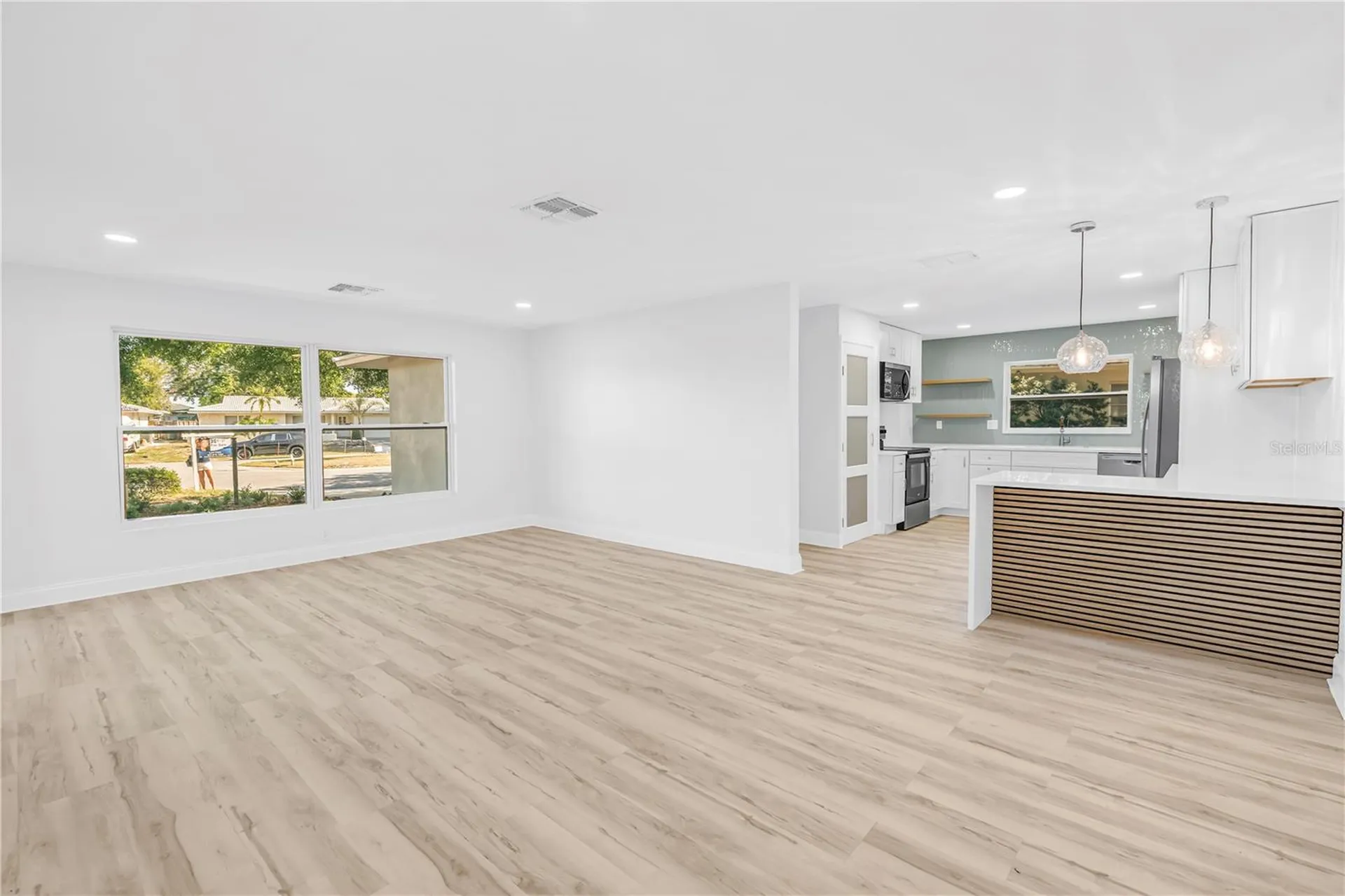 2161 NE Hillwood Court Clearwater FL 33763