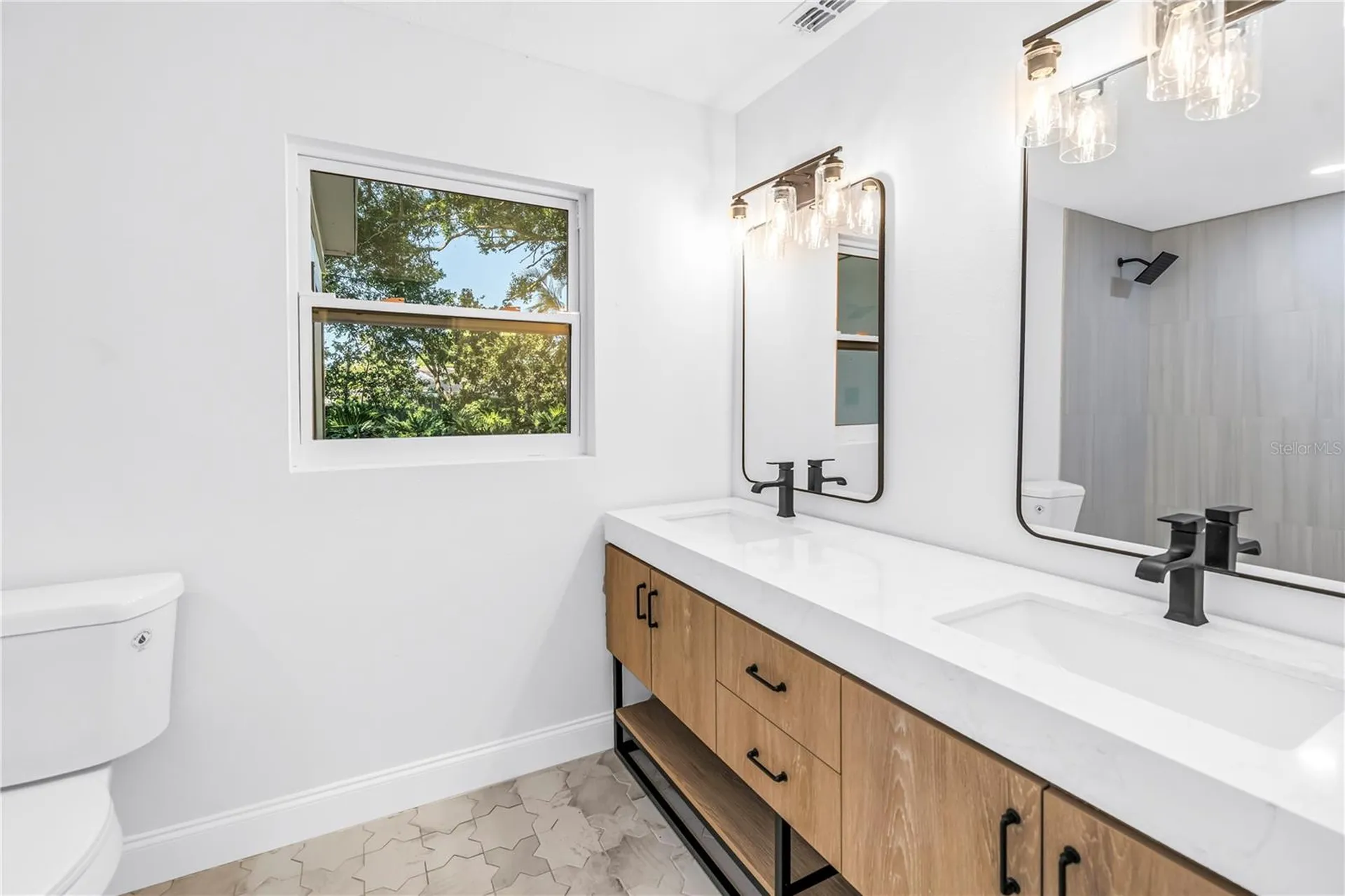 2161 NE Hillwood Court Clearwater FL 33763
