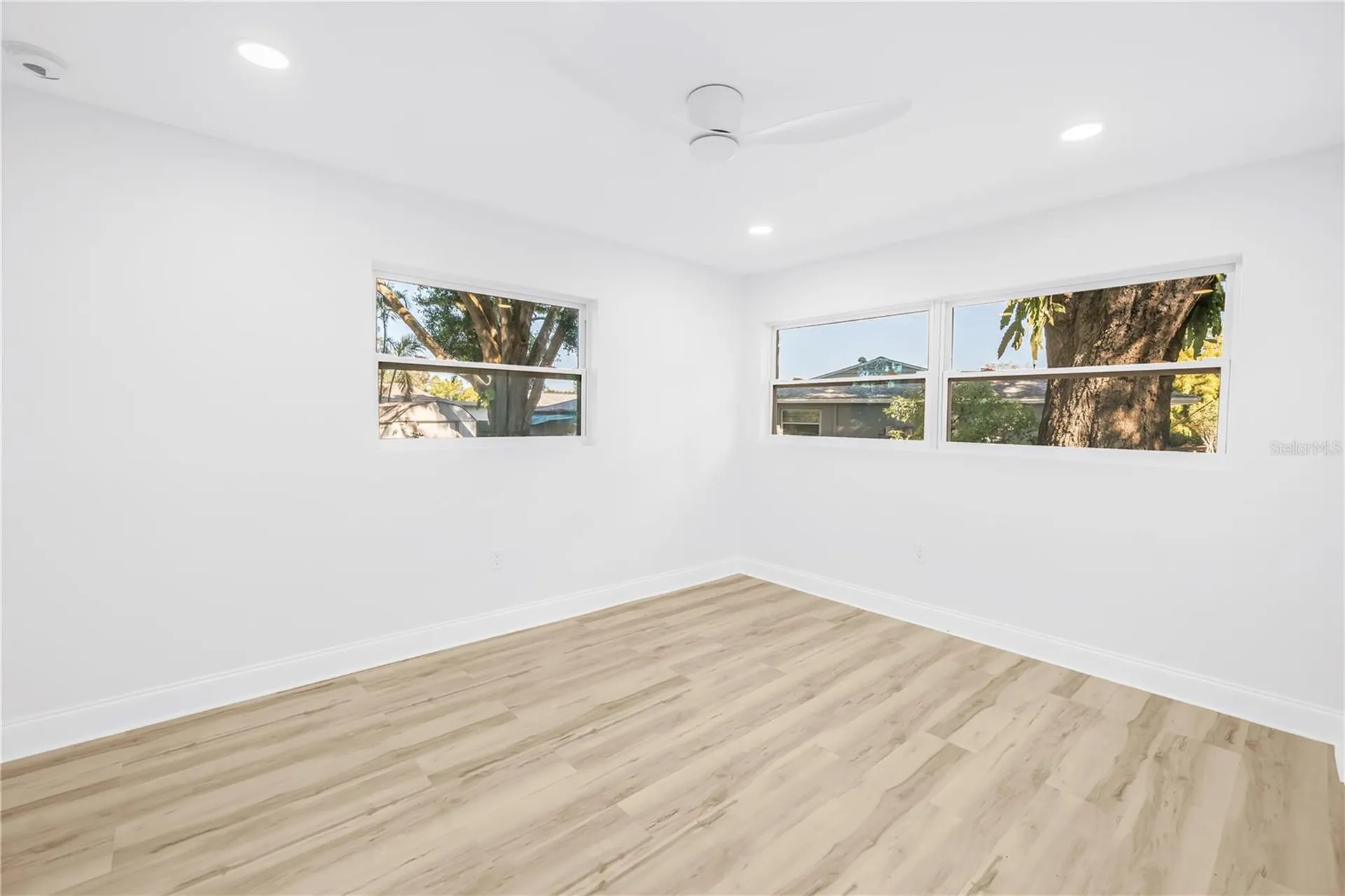 2161 NE Hillwood Court Clearwater FL 33763