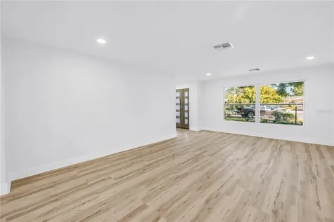 2161 NE Hillwood Court Clearwater FL 33763