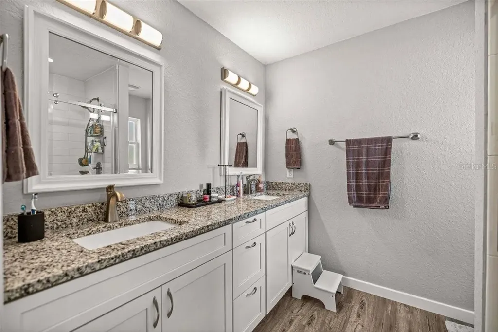 1348 W Mcneal Drive Dunnellon FL 34431