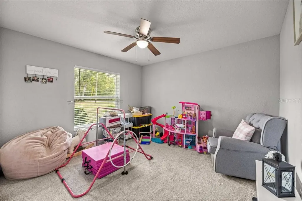1348 W Mcneal Drive Dunnellon FL 34431
