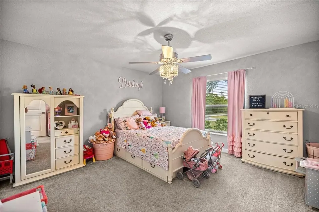 1348 W Mcneal Drive Dunnellon FL 34431