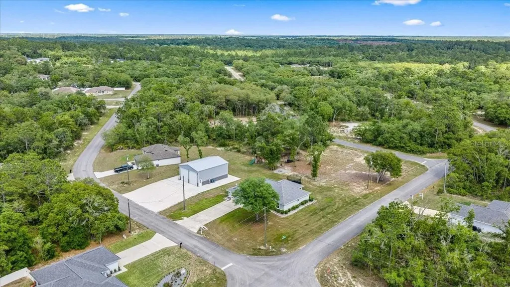 1348 W Mcneal Drive Dunnellon FL 34431
