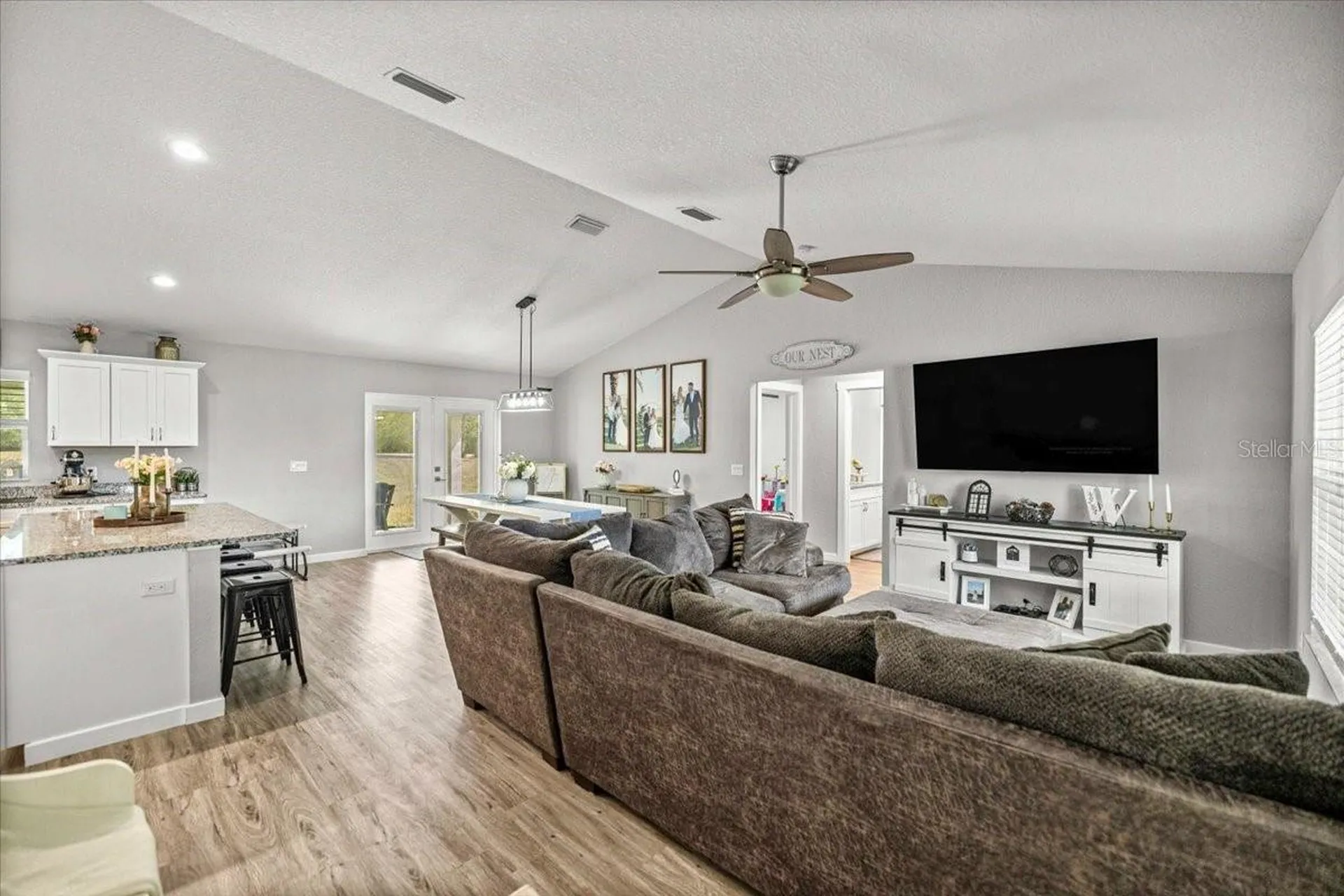 1348 W Mcneal Drive Dunnellon FL 34431